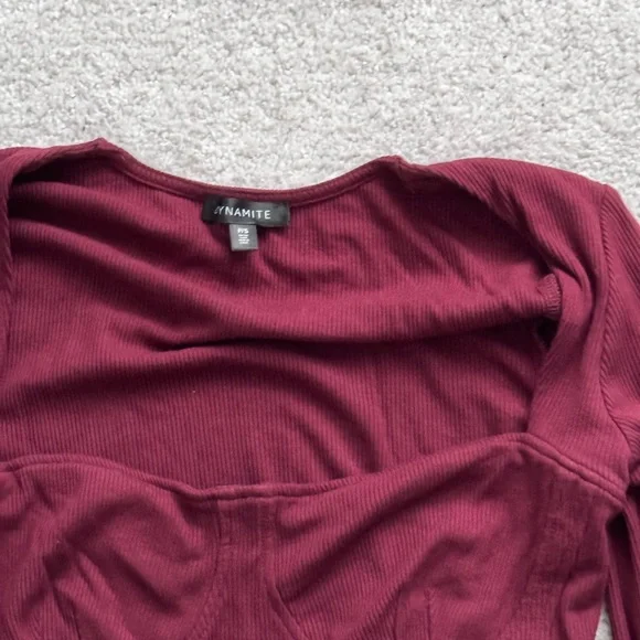 Elegant Burgundy Long Sleeve Crop Top - Picture 2 of 2